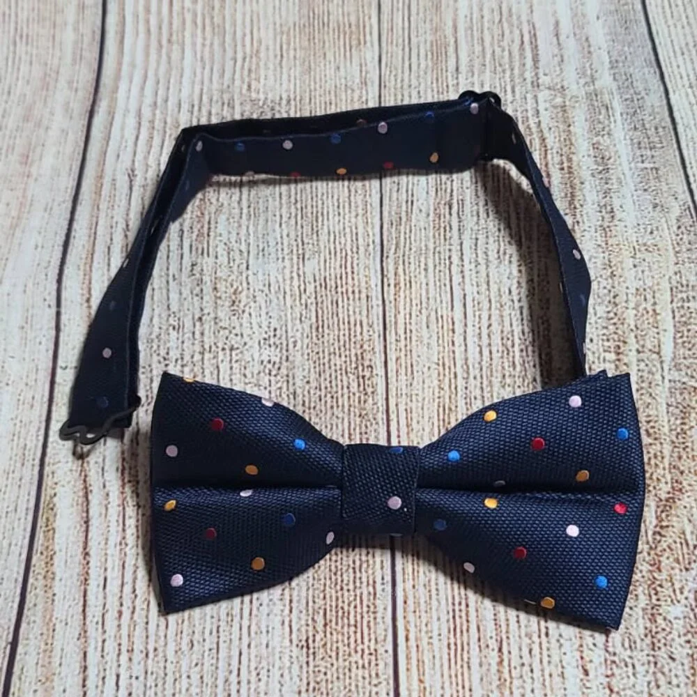 Silk Pre-Tied Bow Tie - Navy Blue Dots - NEW